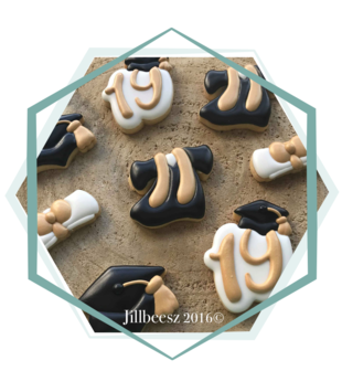 Jillbeesz Graduation Gown Cookie Cutter