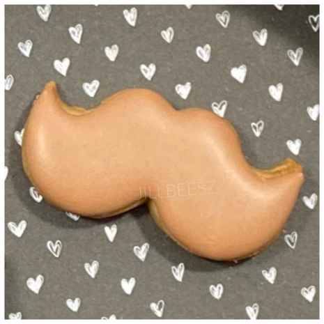 Jillbeesz Chubby Mustache Cookie Cutter